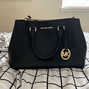 micheal kors purse